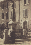 1924 (13 juillet) Le monument commémoratif élevé à la mémoire des Soldats et Civils victimes de la Grande Guerre (1914-1918)
