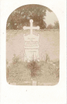 Franzos. Fliegergrab aus dem Friedhof