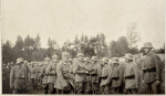 4 octobre 1917 : revue et remise de médaille  dans le parc du château par le Grand Duc Ernst Ludwig de Hesse