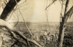 Bois du Vannequel. Vue prise d'un observatoire d'artillerie sur les défenses du bois - 12 avril 1917