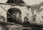 Herbéviller. L'église bombardée : la nef et le chœur - 16 août 1918