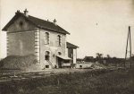 Mignéville. La gare avec un abri de bombardement - 2 septembre 1915